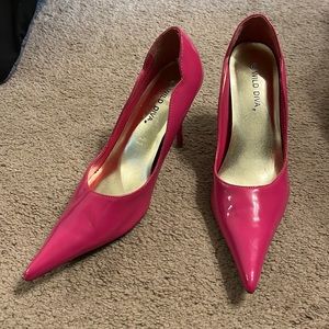 Wild Diva stiletto pointed heel